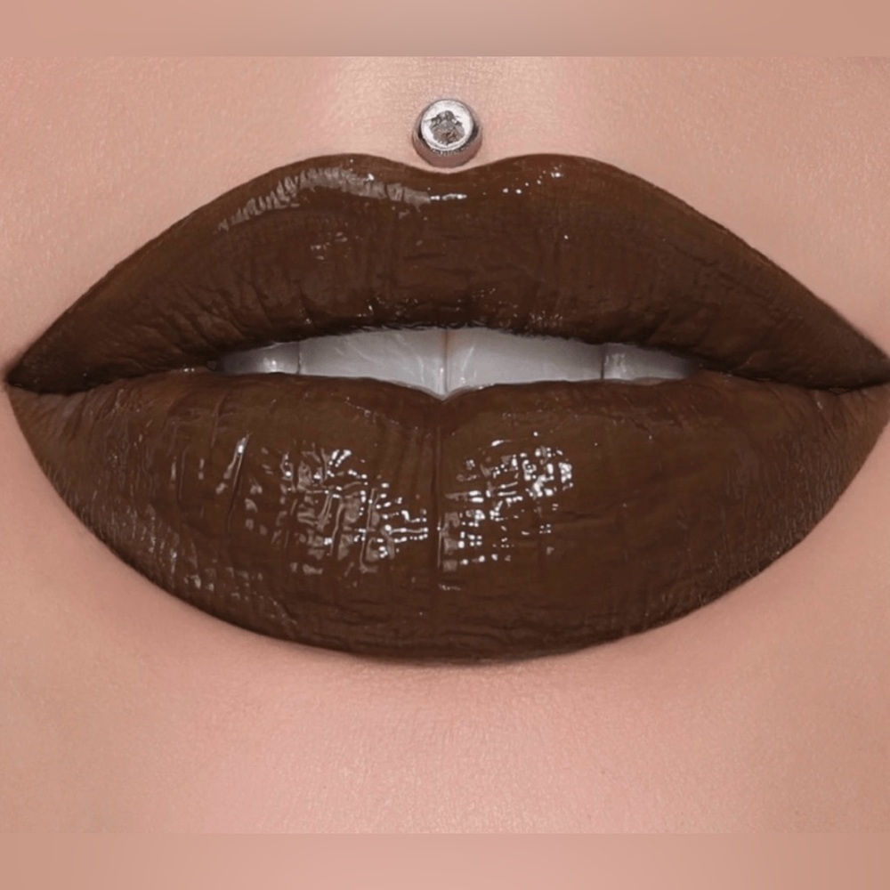 NWT ~ Jeffree Star Supreme Gloss Dominatrix